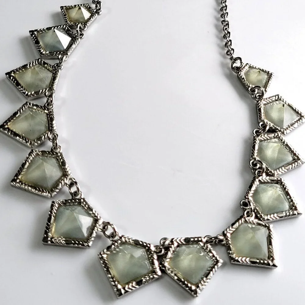 Statement Necklace Sea Green Geometric Silver Tone Chain 17” NWOT